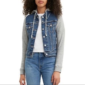 Levi Denim Hoodie Trucker Jacket